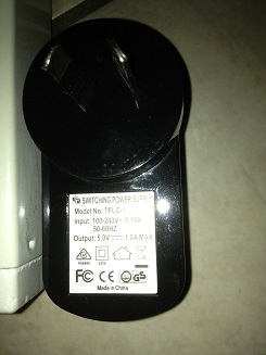 海外旅行のオーストラリアでiphoneの充電で変圧器はいるの